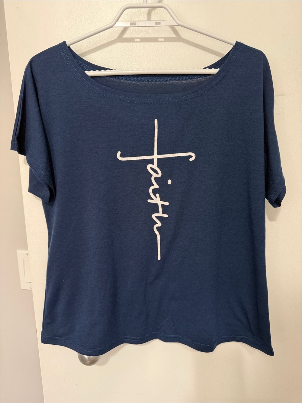 Women's Navy Scoop Neck 'Faith' Graphic Tee